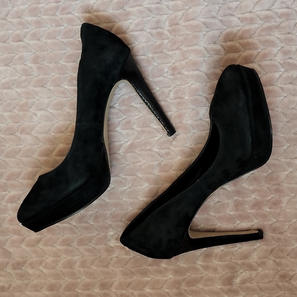 White House Black Market Shoes - Black Velvet Pumps Size 7